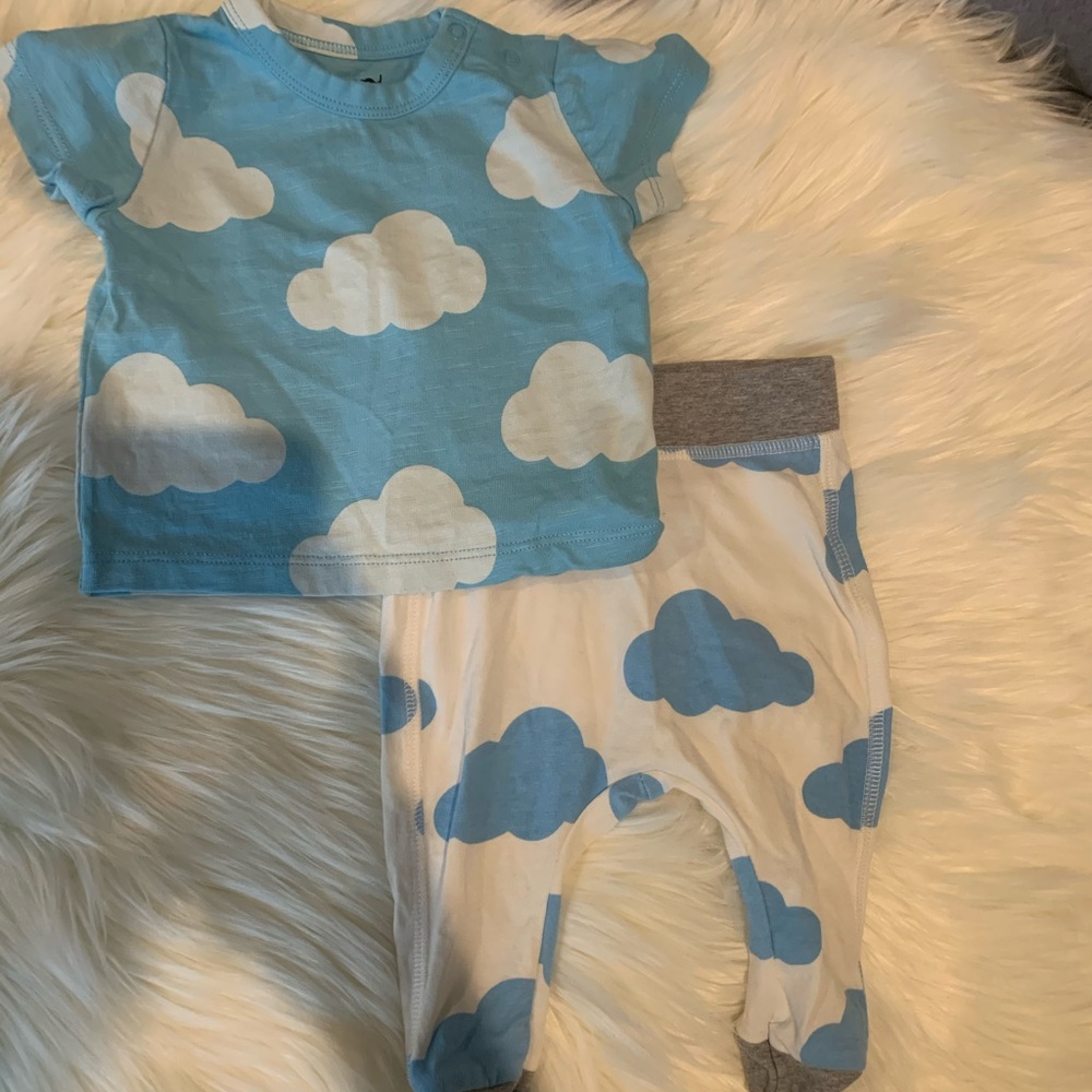 Monica + Andy outfit